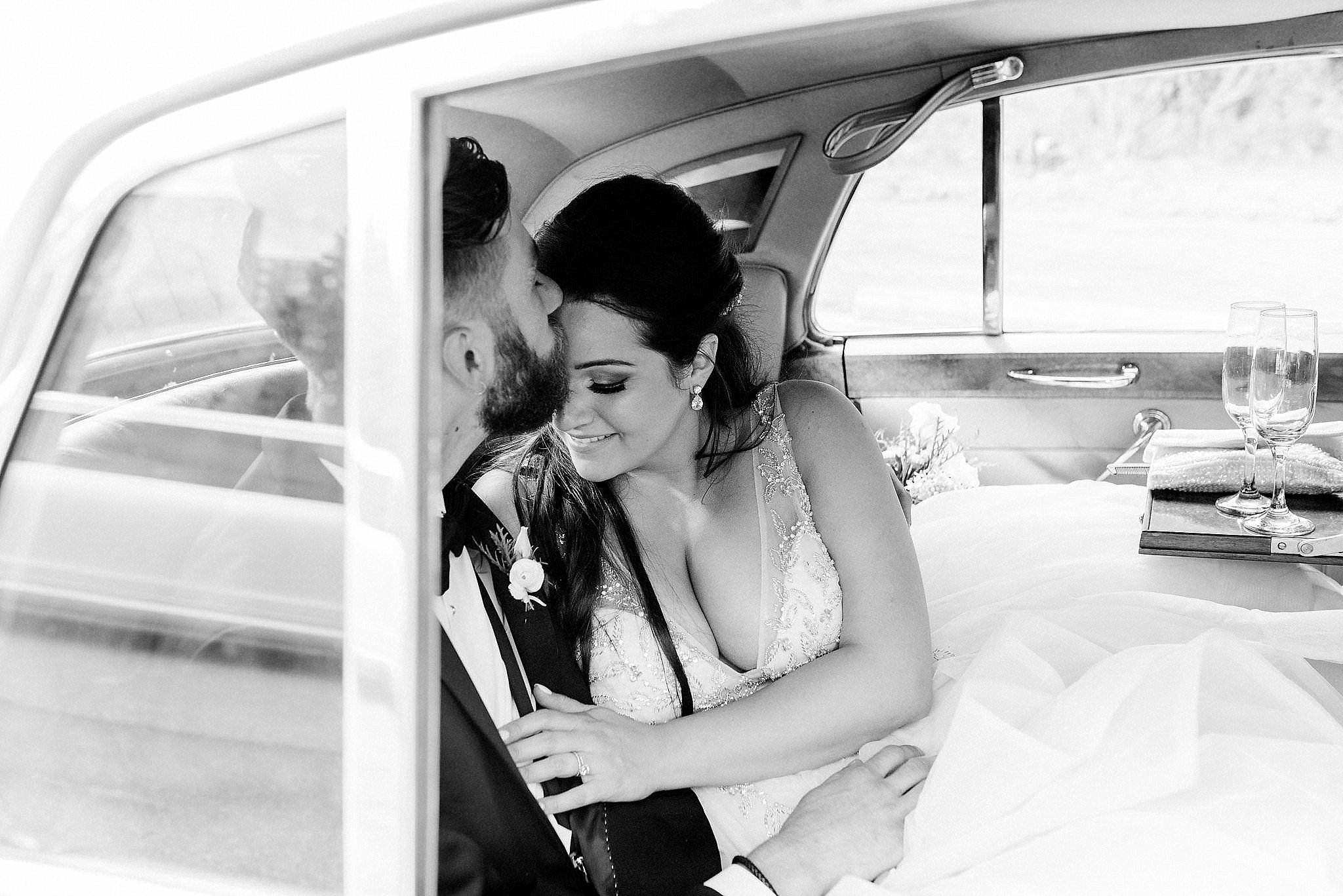 york mills gallery wedding jacqueline james photography vintage car retro chic glamourous wedding couple