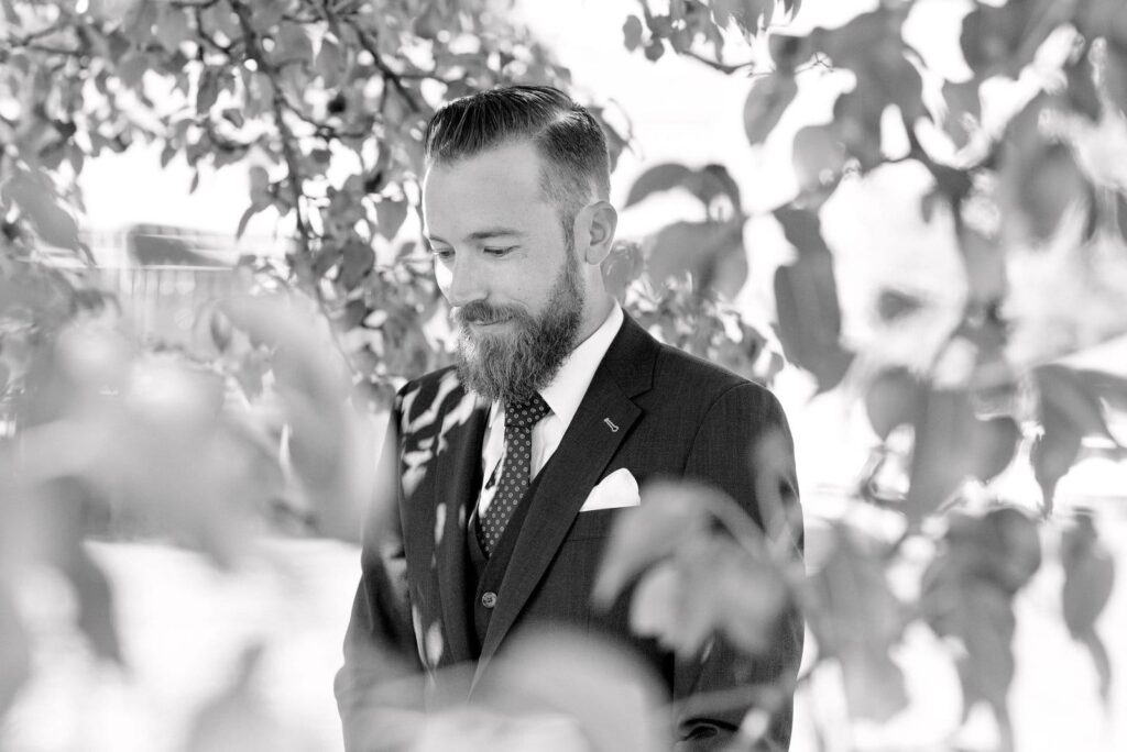 Groom waits for his bride first look anxious emotional pipers heath wedding toronto wedding venue jacqueline james photography