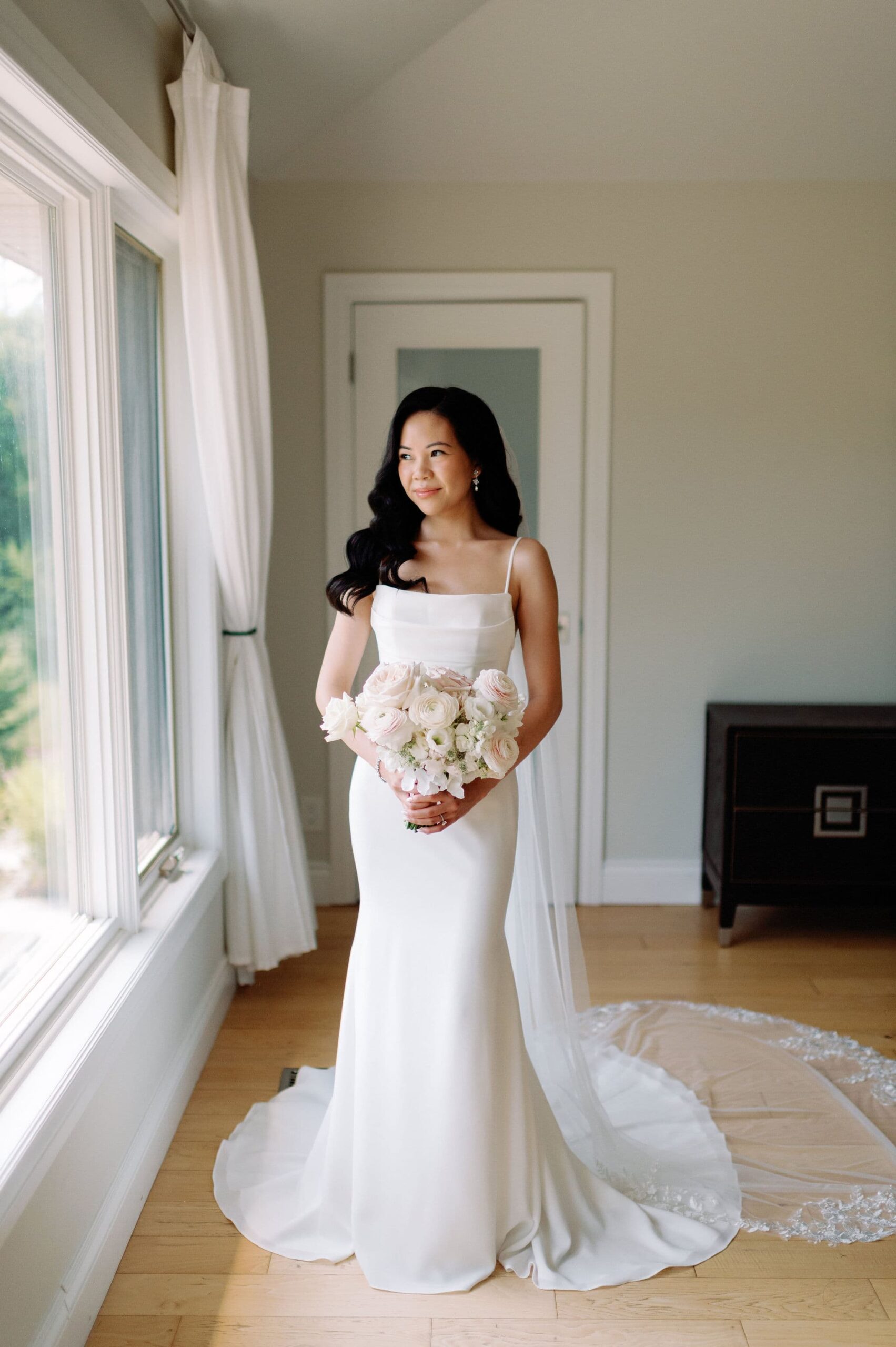 bride getting ready modern editorial portraits classic timeless whistle bear golf club wedding