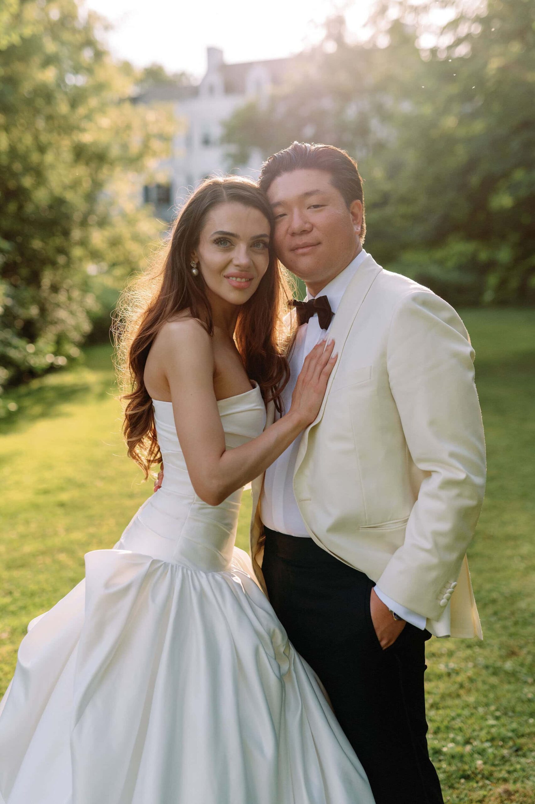 sunset golden hour romantic modern portraits bride and groom harding waterfront estate wedding mississauga toronto wedding photographer