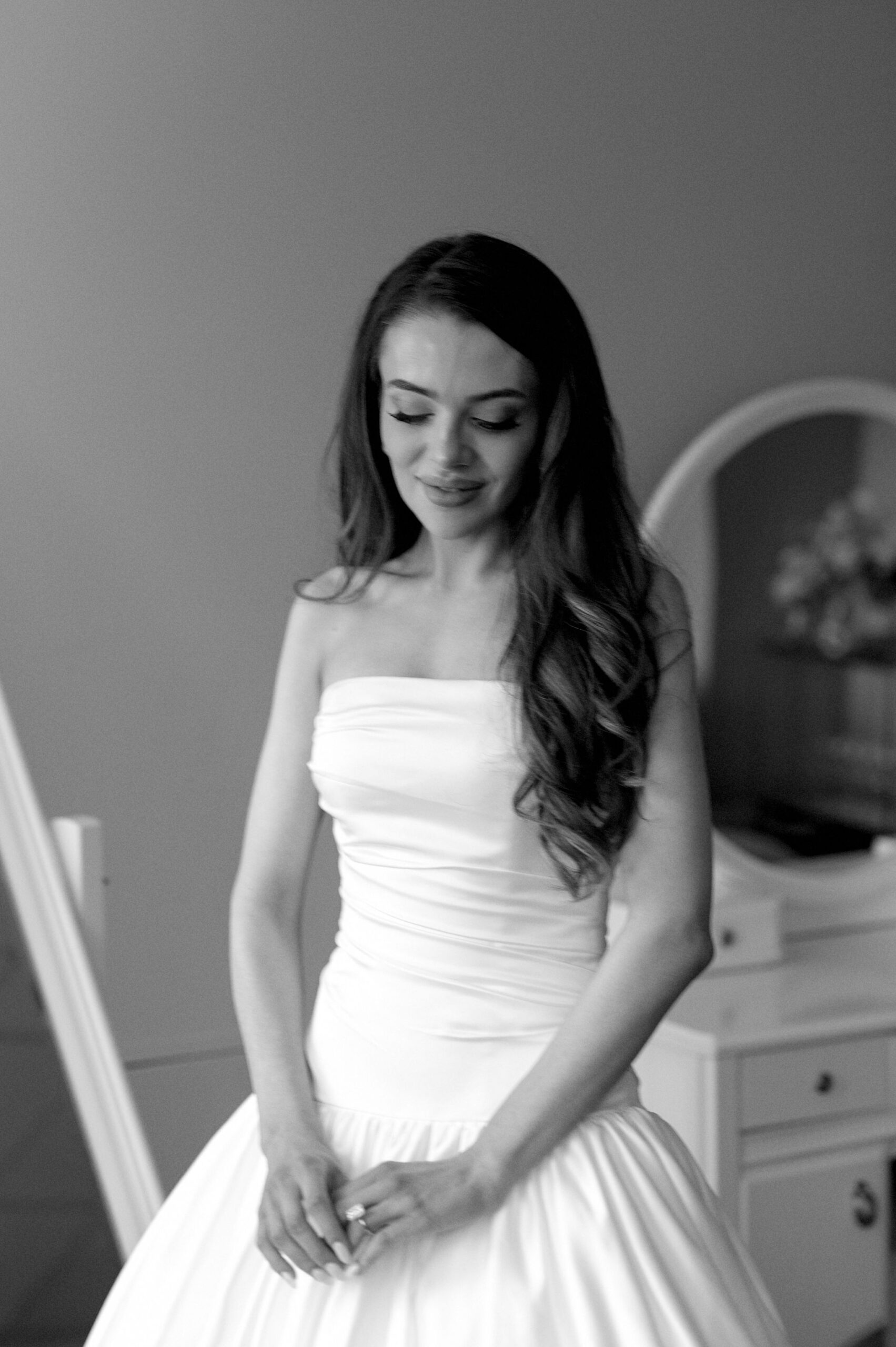editorial bride getting ready harding waterfront estate wedding mississauga toronto wedding photographer
